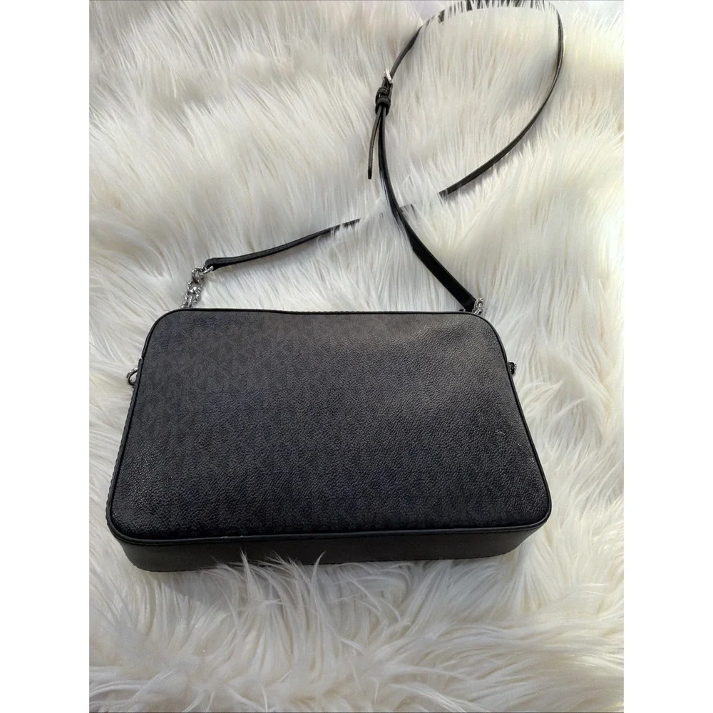 Michael Kors Jet Set Item East West Shoulder Crossbody Bag‎ MK Black/Silver